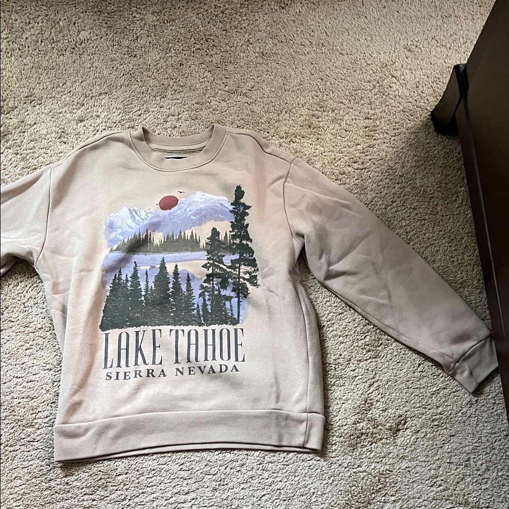 Hollister Tan Crewneck Sweater with Lake Tahoe Design